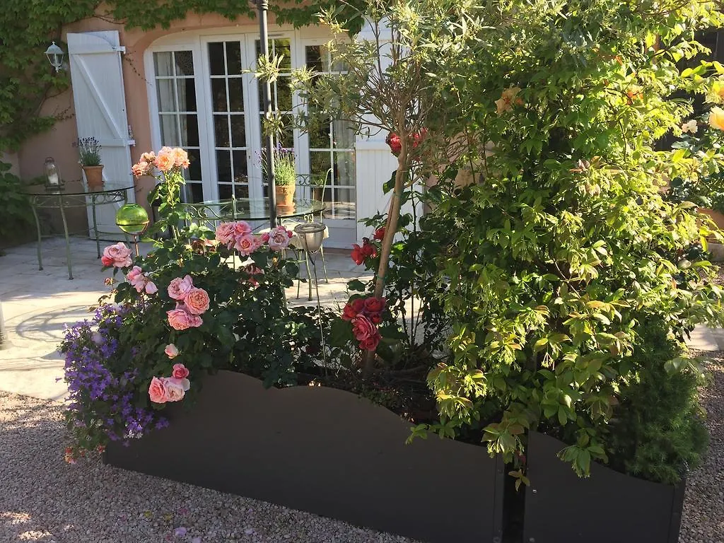 La Villa Rosalie Ventabren Bed & Breakfast